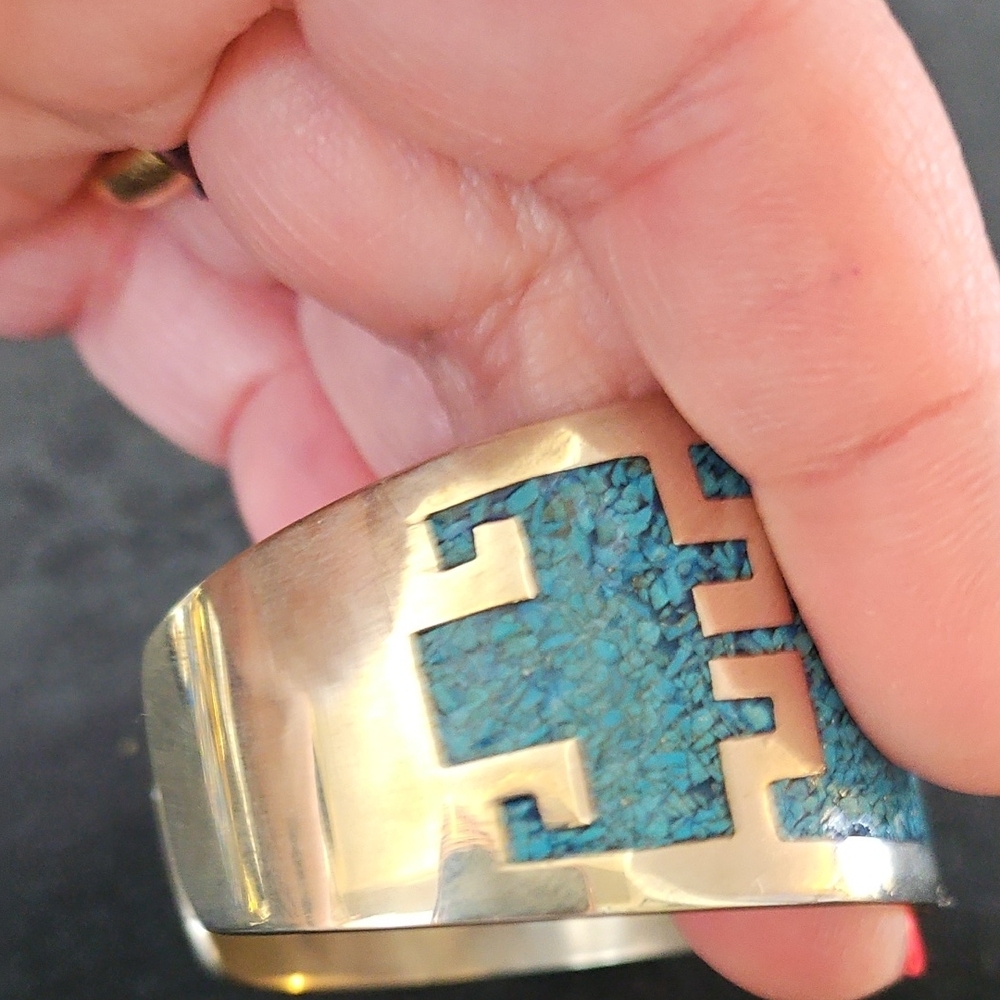 Turquoise Sun Inlay Cuff Bracelet - Blue Turquoise Design - Picture 4 of 8